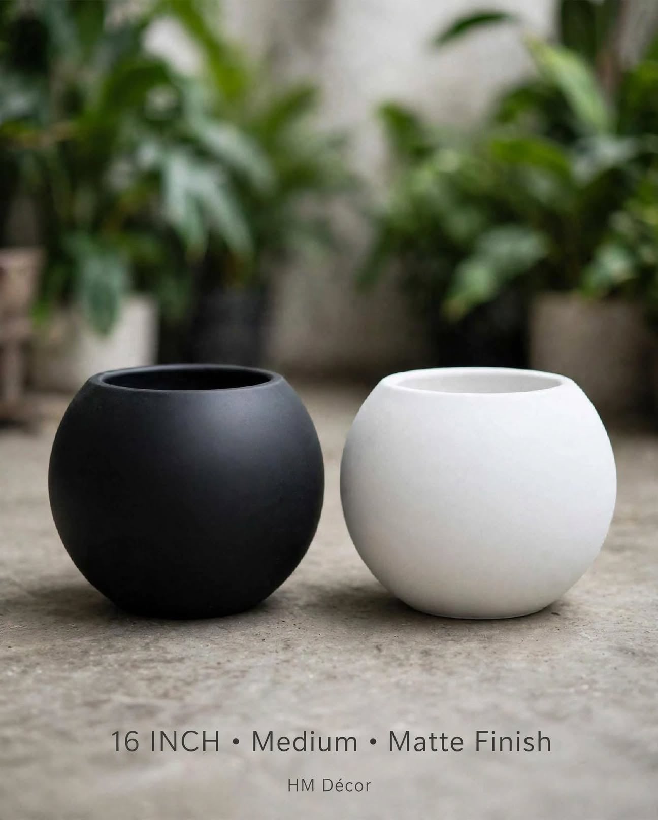 Fiber Round Ball Pot 18 Inch Large Matte Finish – Black and White – HM Décor
